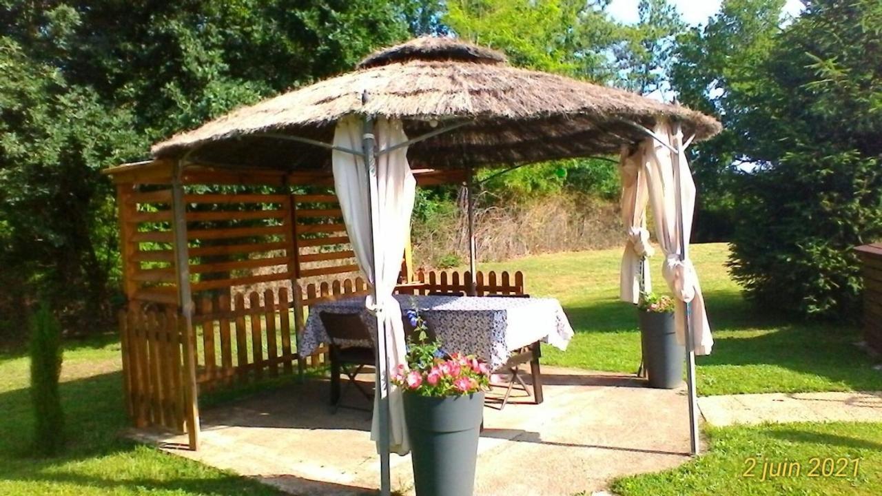 Le Clos des Palombes Saint-Pierre-du-Mont  Extérieur photo